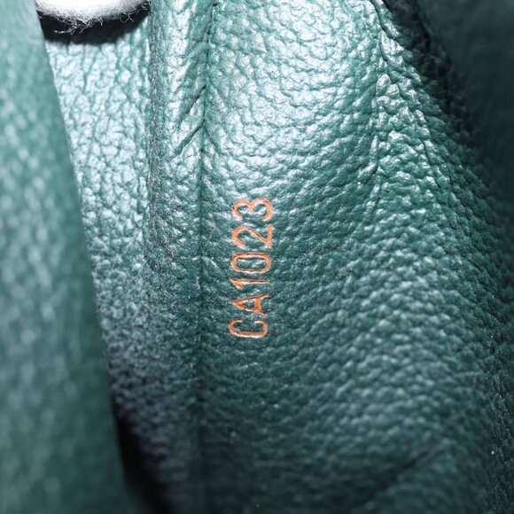 LOUIS VUITTON Taiga Trousse Toilette GM Clutch Bag Epicea - Picture 11 of 16